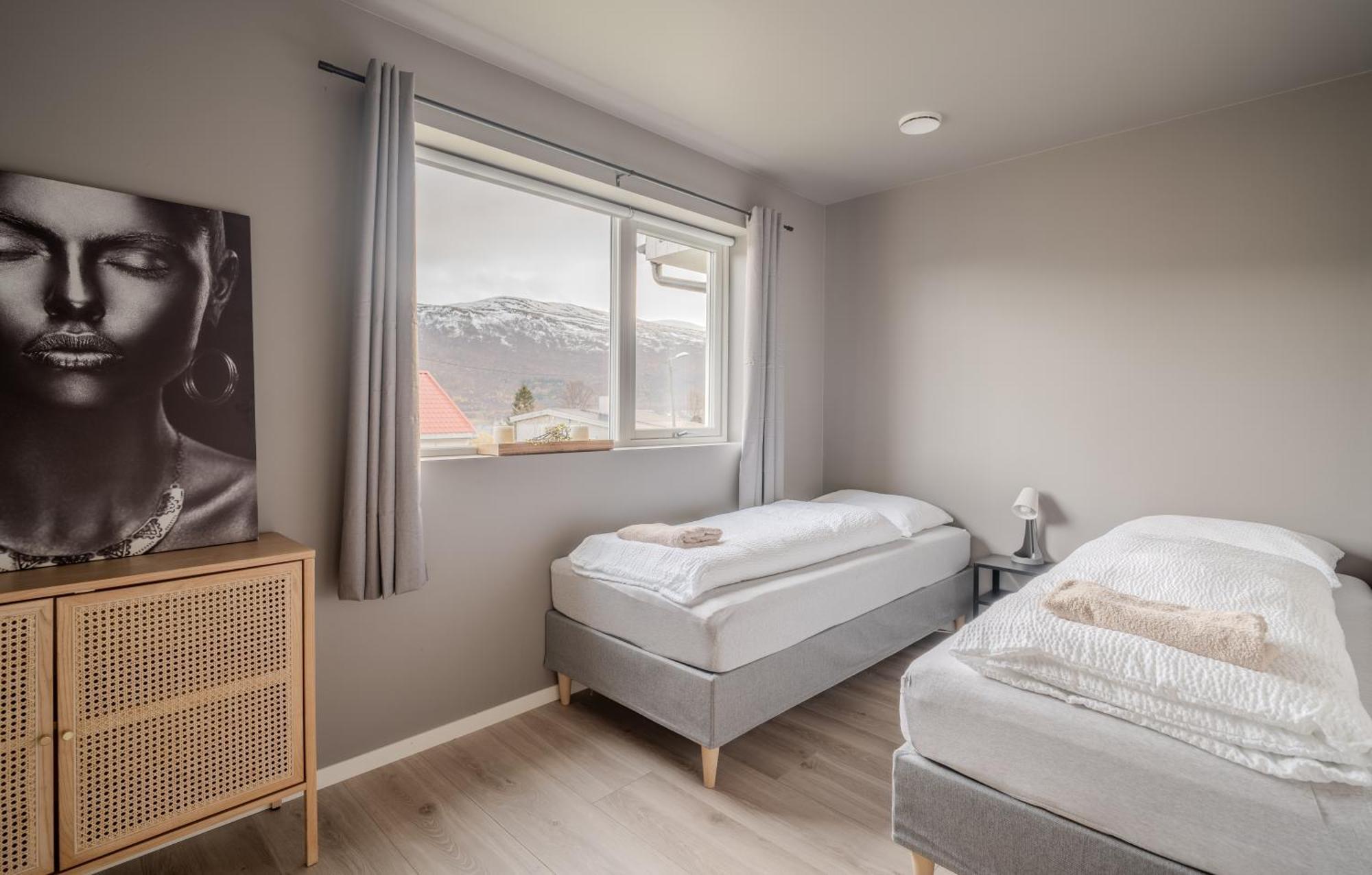 טרומסה Staying Apt 3 - New And Modern מראה חיצוני תמונה